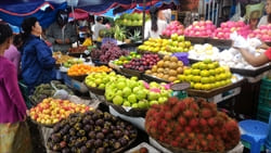 mawlamyine fruits market photo